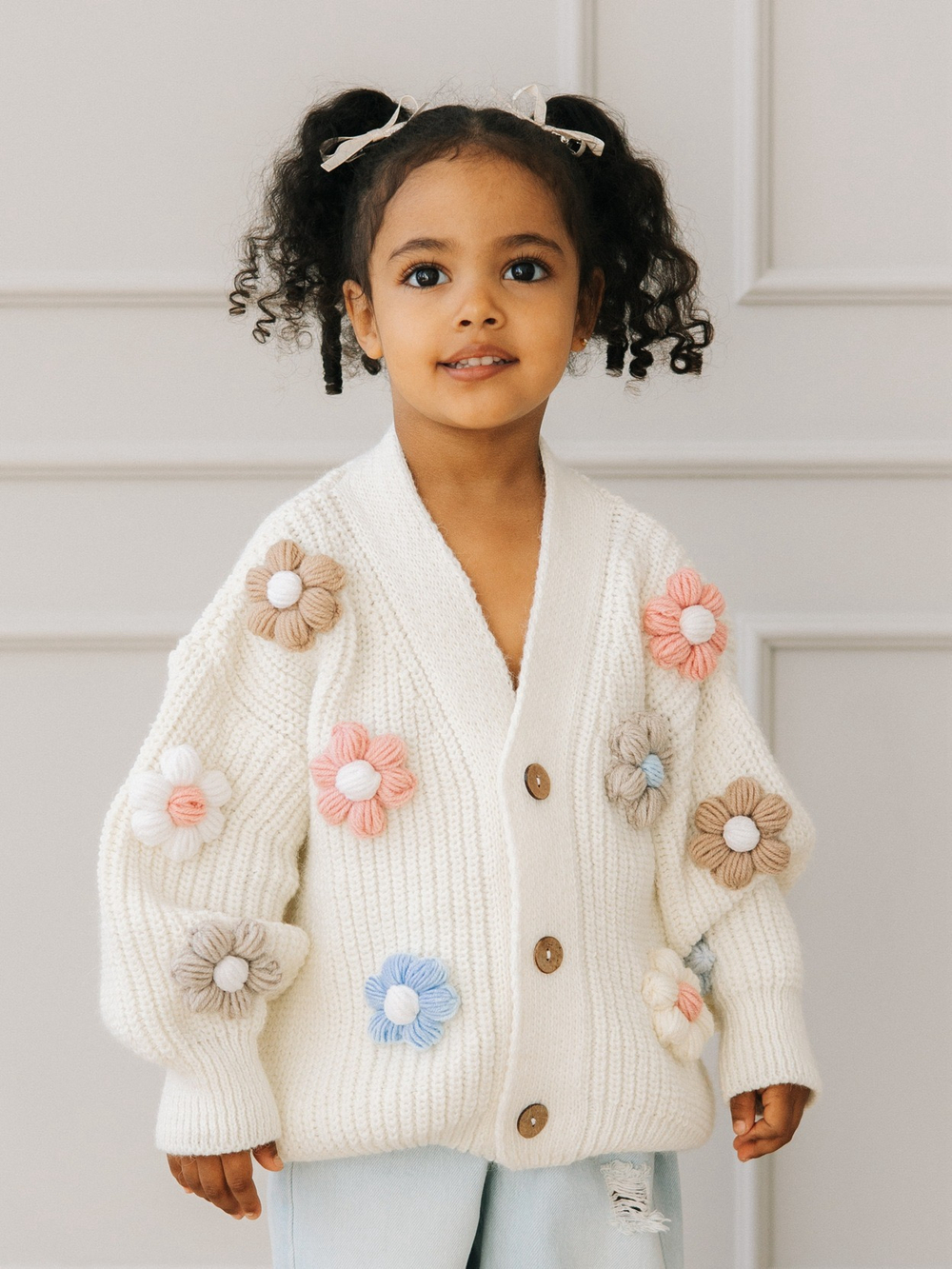 Кардиган с цветами, Молоко