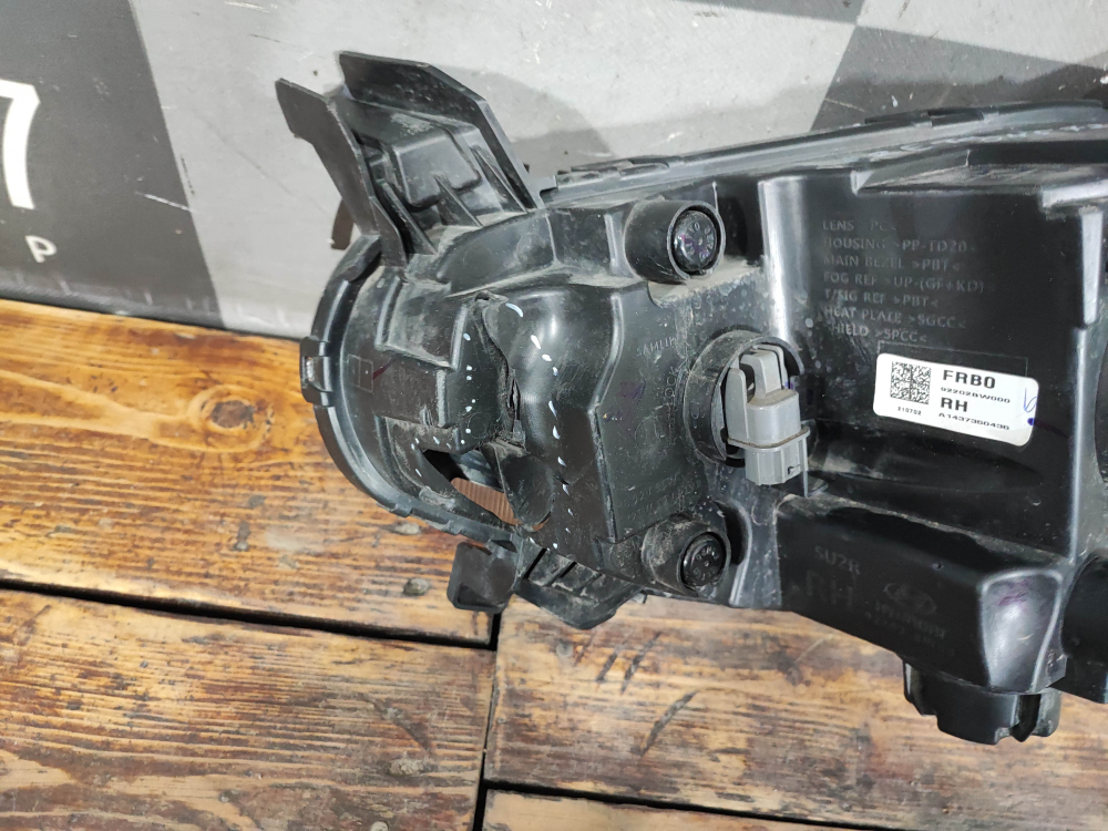 ПТФ передняя правая Hyundai Creta 2 (SU2) 21-нв Б/У Оригинал 92202BW000