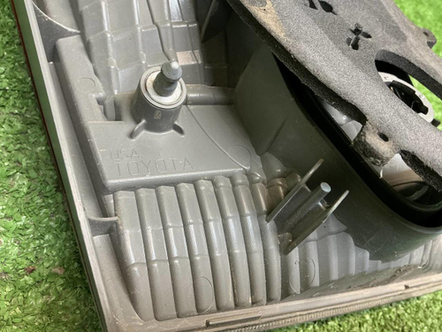 Фонарь правый внутренний Toyota Venza 1 (12-17)