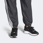 Кроссовки Adidas Astir Black / White Wmns