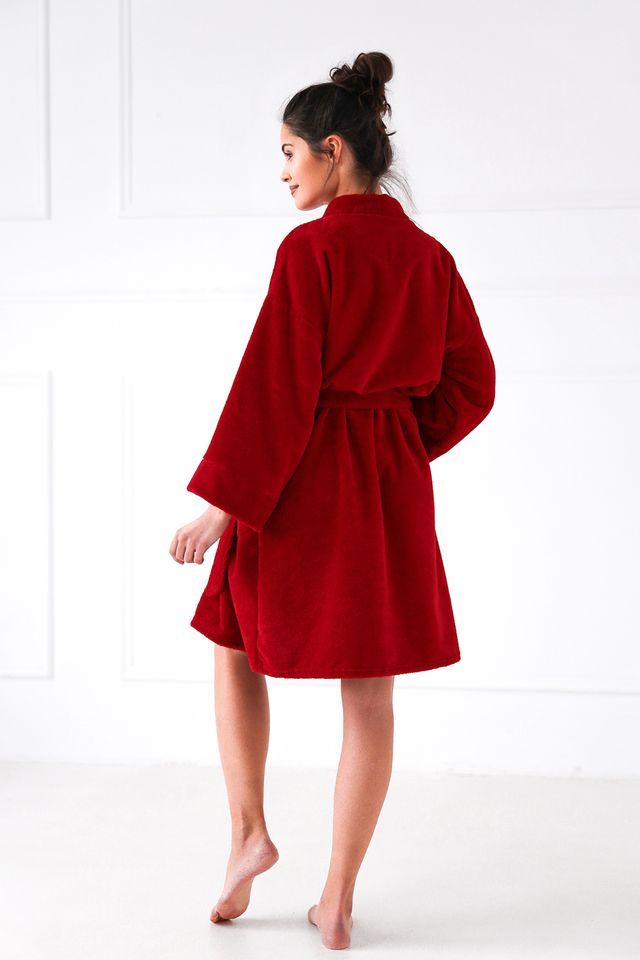 Яркий халат Rolling Red