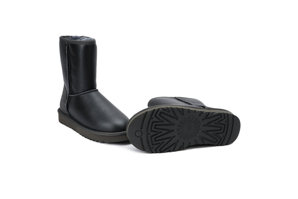 UGG Mens Classic Short Metallic Grey