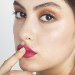 theBalm Meet Matt(e) Hughes Long Lasting Liquid Lipstick - Стойкая жидкая помада, 7,4 ml