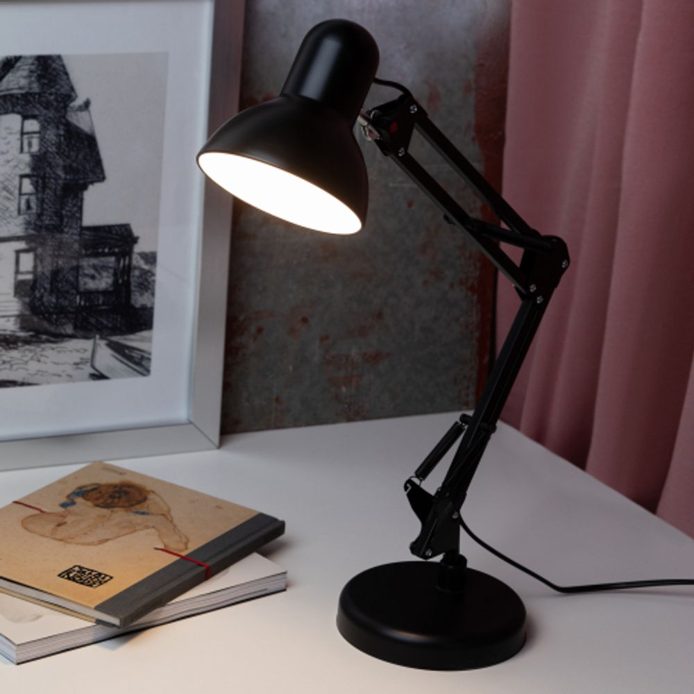 Настольный светильник ЭРА N-214-E27-40W-BK черный | Настольные светильники под лампу