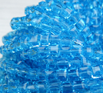 БВ016НН4 Хрустальные бусины квадратные, цвет: ярко-голубой, размер 4 мм, кол-во: 44-45 шт.