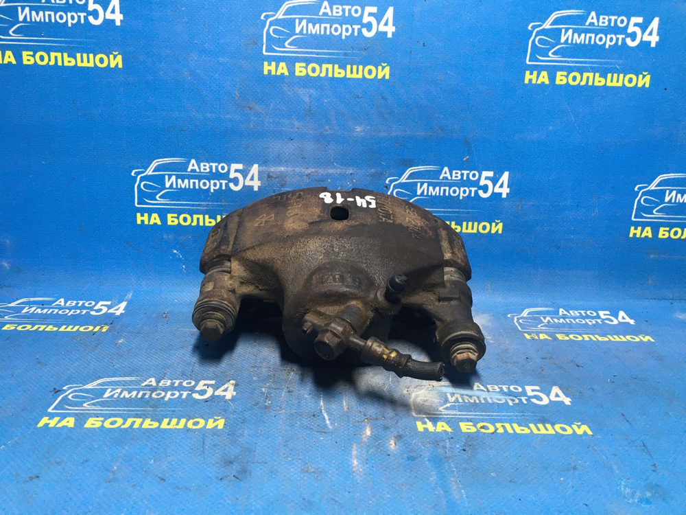 Суппорт тормозной передний правый TOYOTA CARINA 1989