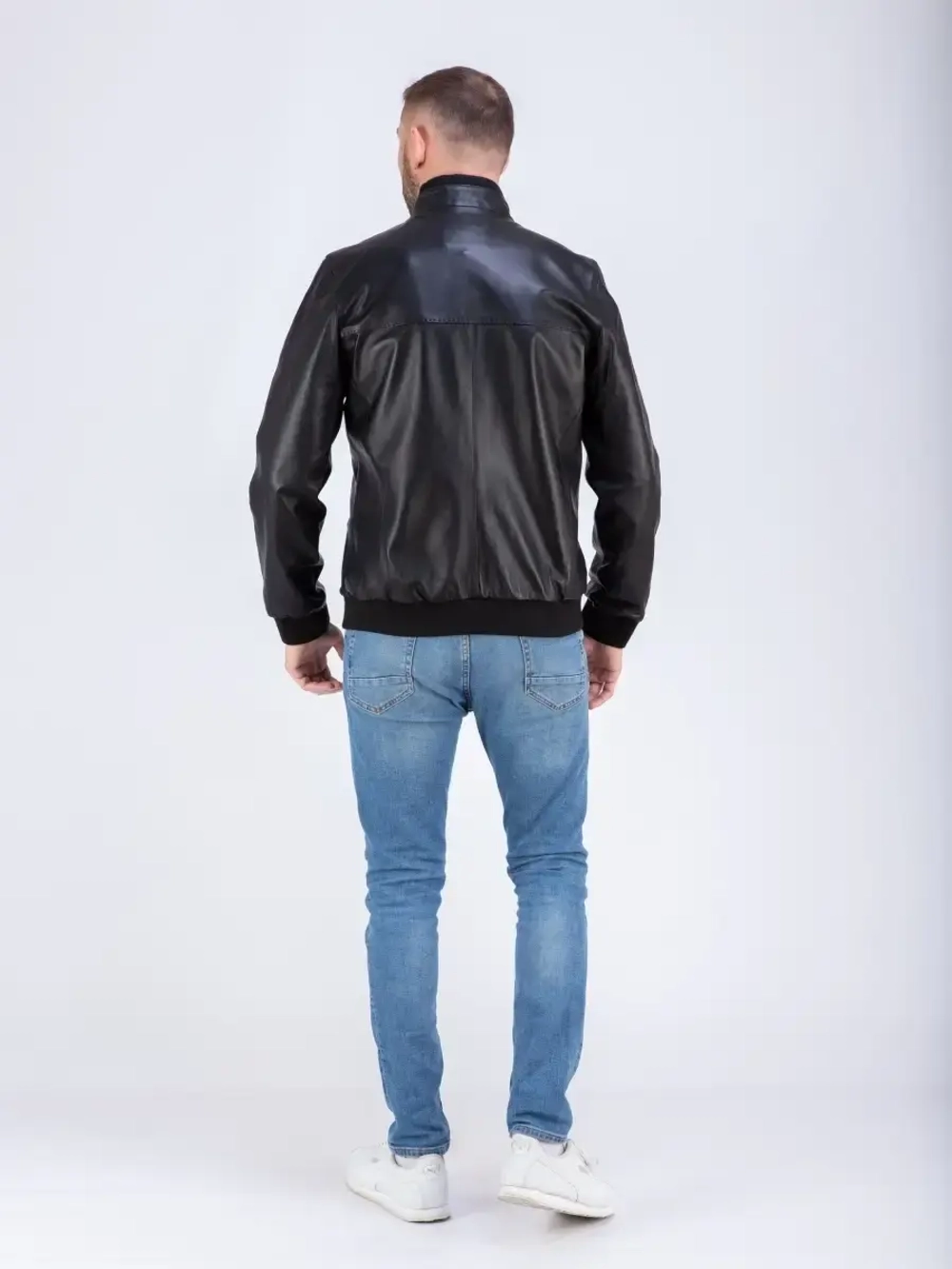 Куртка мужская  из натуральной кожи