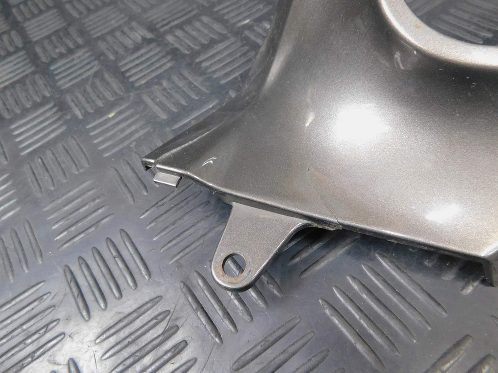 Пластик приборной панели Kawasaki ZZR 400 98 14090-1289 053127