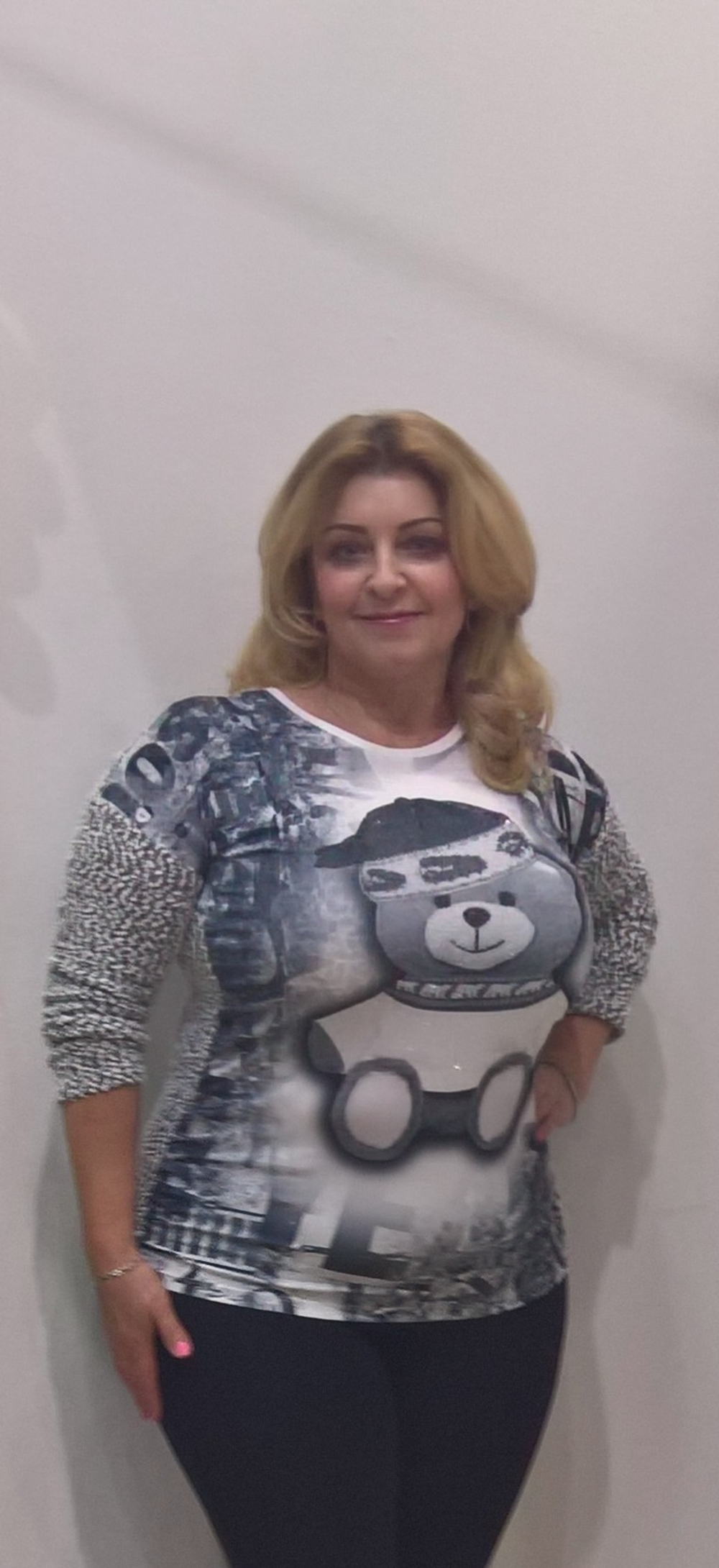 Буклированный джемпер с оригинальным рисунком