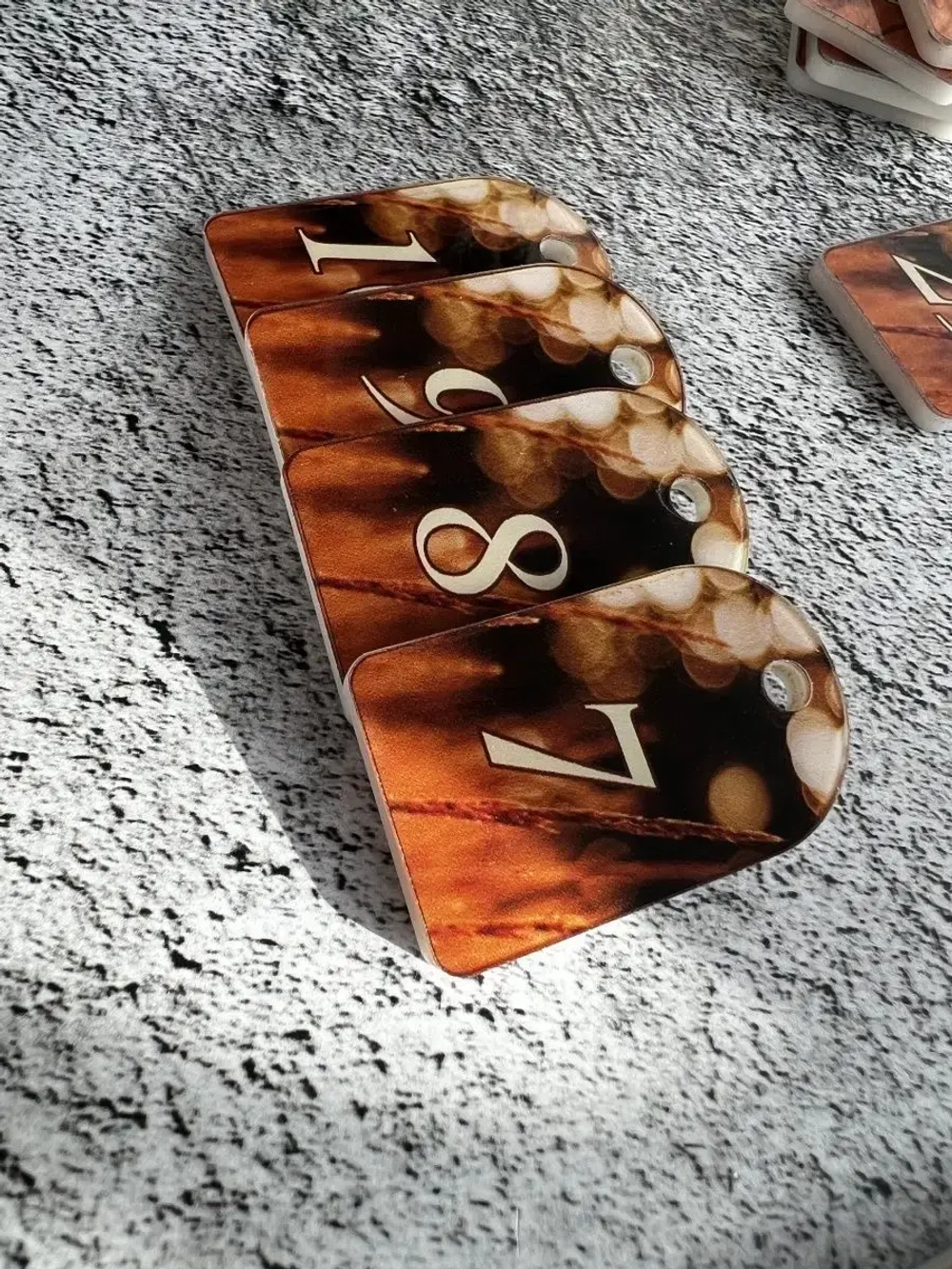 Номерки для ключей акриловые 3х5 см