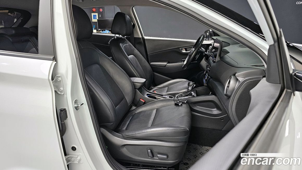 Hyundai The New KONA Бензин 1.6 Turbo 2WD (12.2020)
