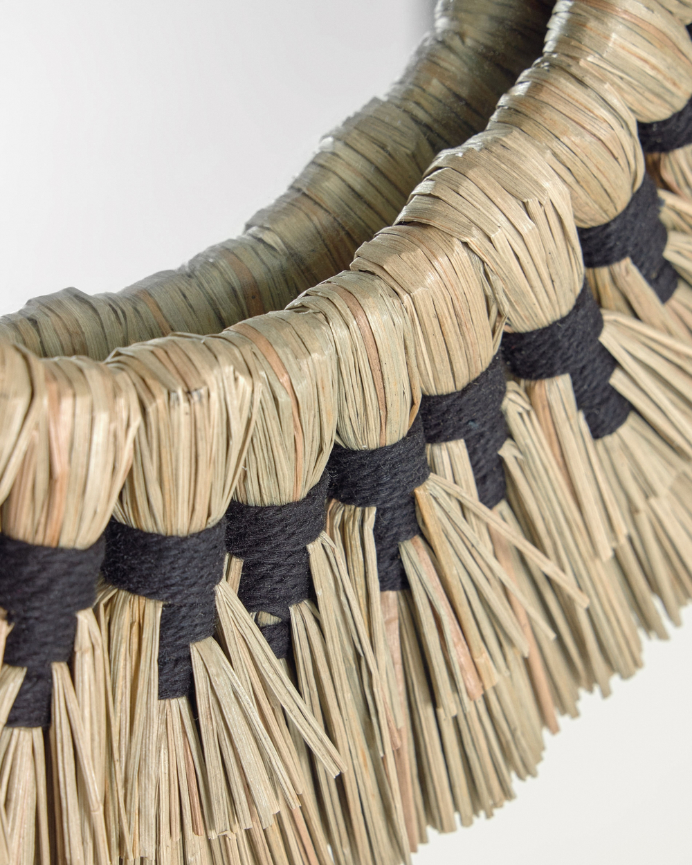 Круглое зеркало Akila из натуральных зеленых волокон 40 см