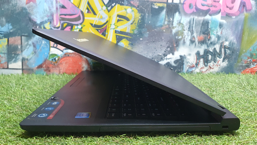 Ноутбук Lenovo Celeron/2Gb