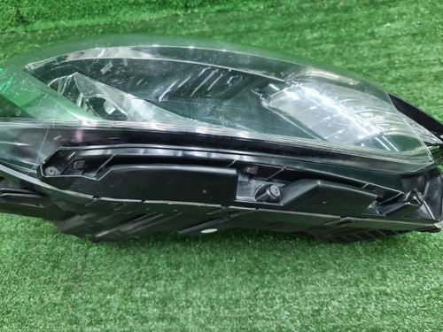 Битая Фара правая Kia Rio 3 QB (2015-2017) галоген