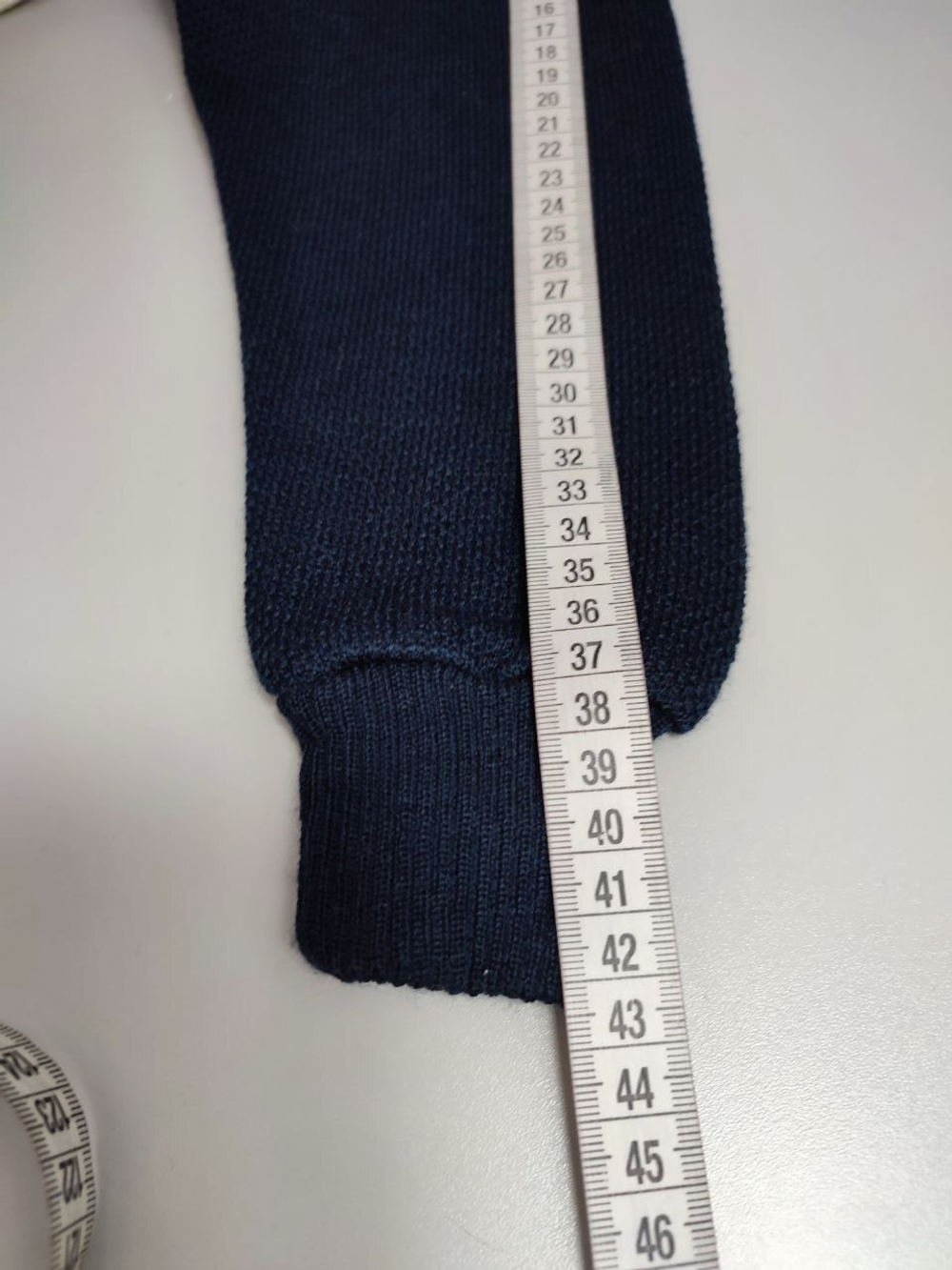 Джемпер базовый на 4 года