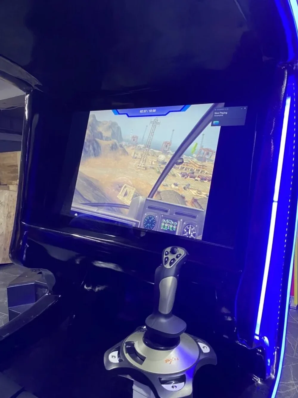 Аттракцион виртуальной реальности VR вертолет