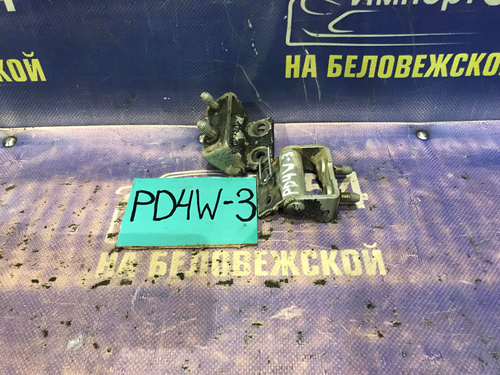 Петля багажника MITSUBISHI DELICA 1994-1997