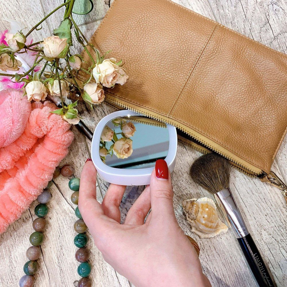 ULK-F71 3AAA WHITE Зеркало карманное с подсветкой. На батарейках 3AАА не в-к. Белый. ТМ Uniel