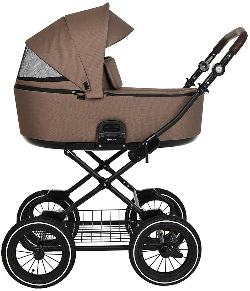 Детская коляска Roan Bass Next Classic d12 3 в 1 с автокреслом Avionaut Silver Black RCL265/1 Raisin Mood