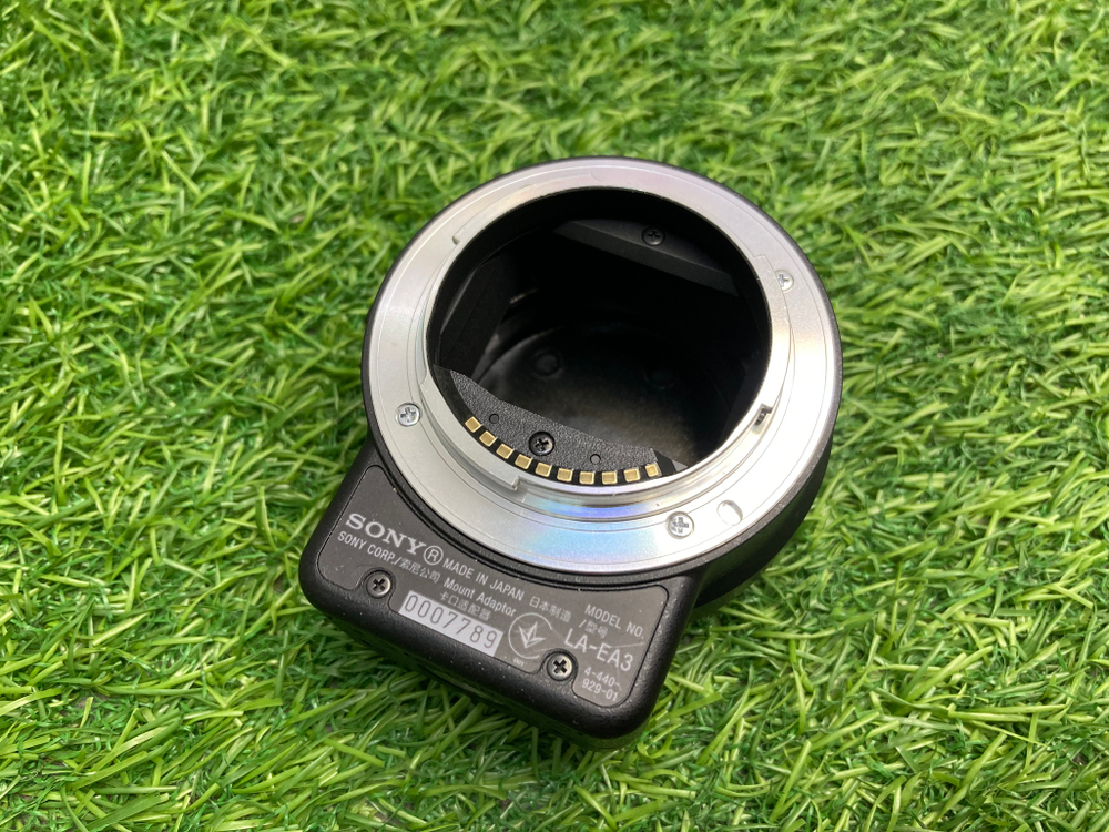 Адаптер Sony LA-EA3