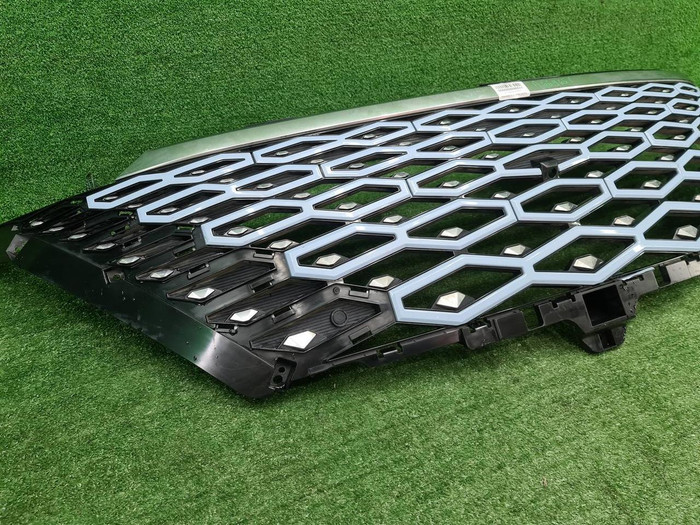 Решетка радиатора Omoda C5 (2022-н.в.)