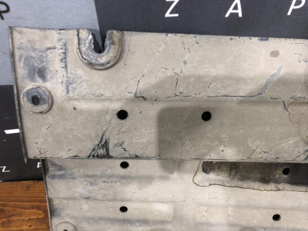 Защита GAC GS8 1  Б/У Оригинал 6740021CAD0000