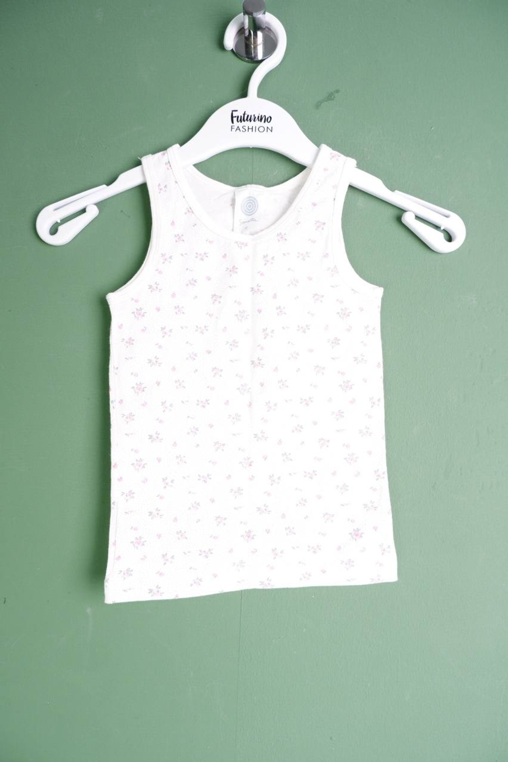 Майка Sanetta с цветочками, визуально на 2 года