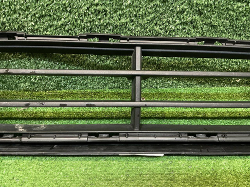 Решетка переднего бампера Volvo XC90 2 (2019-2024)