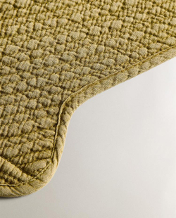 ZARA HOME СТЕГАНАЯ ПОДСТАВКА ПОД СТОЛОВЫЕ ПРИБОРЫ «ЛИСТЬЯ», ЗЕЛЕНЫЙ