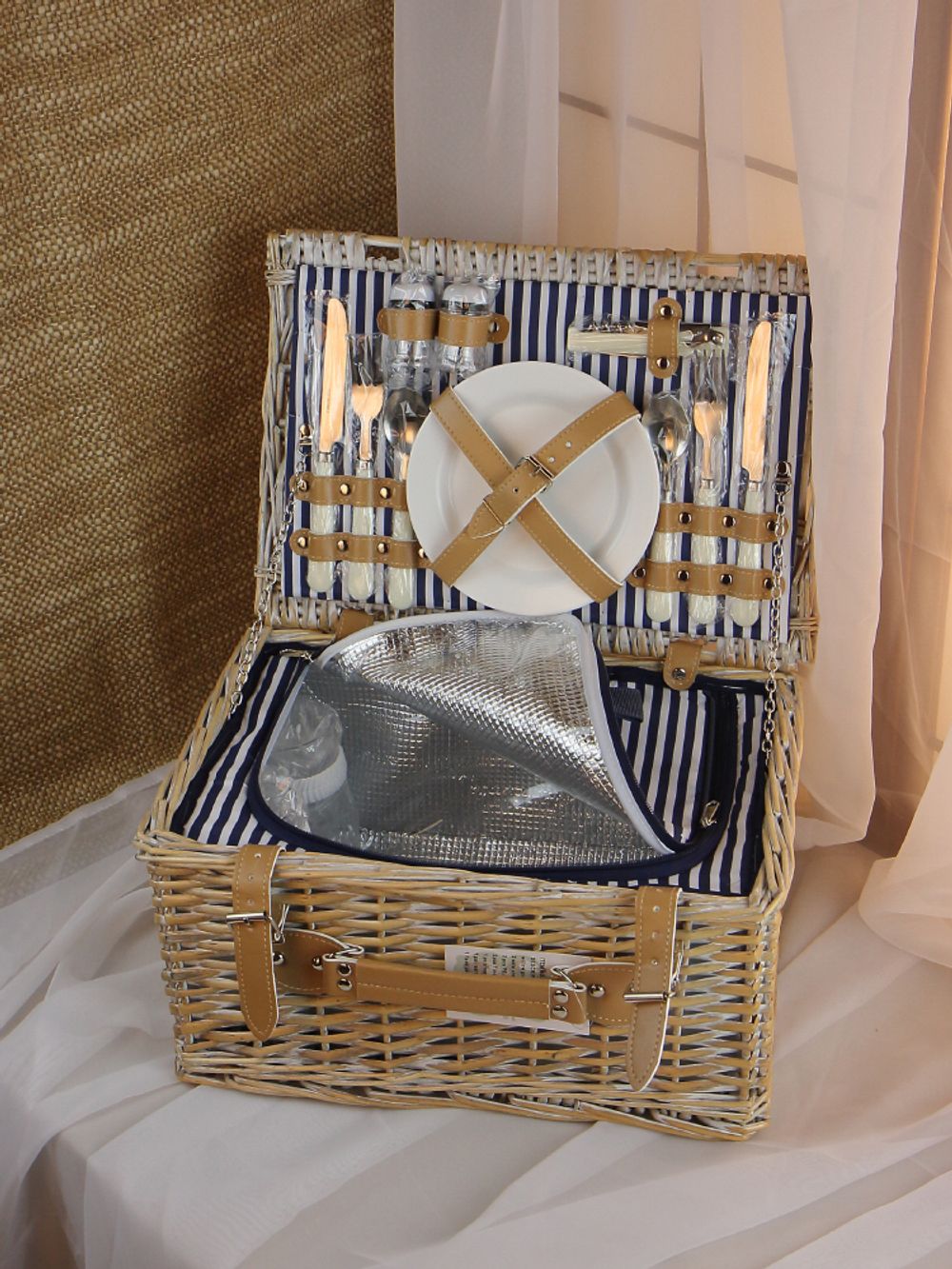 HOLYDAY BASKET Набор для пикника с термосумкой на 2 персоны