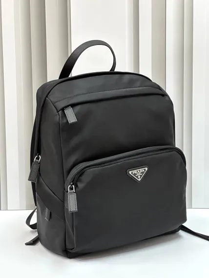 Текстильный рюкзак Prada