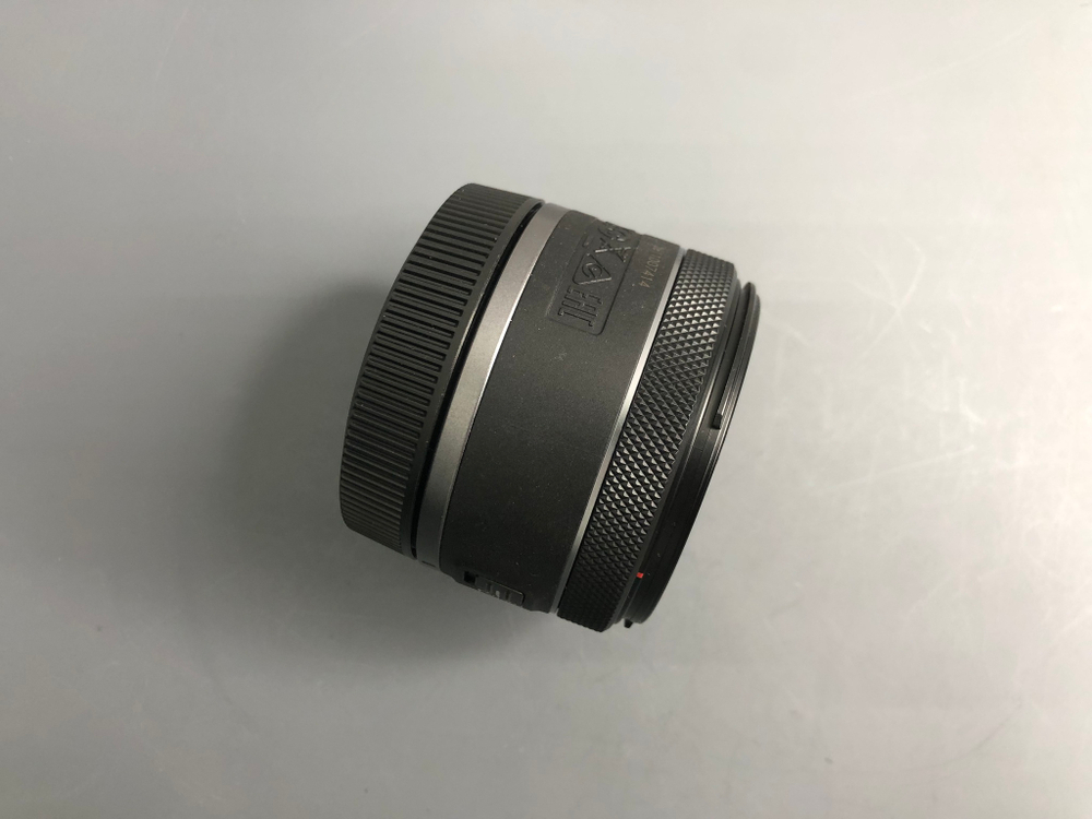 Canon RF 50mm 1.8 STM