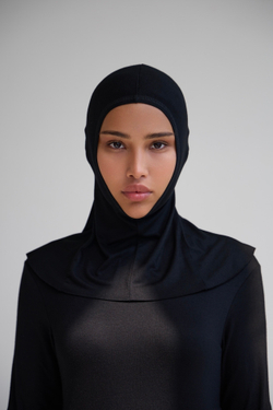 Балаклава утонченная со швом черная