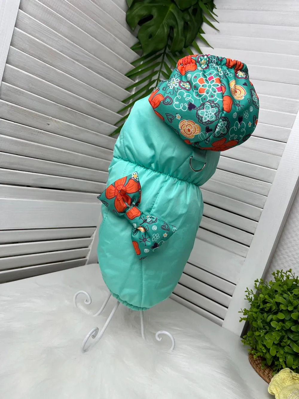 Утепленный жилет для собак и кошек