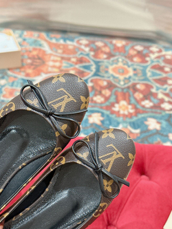 Louis Vuitton Flats (6 colors)