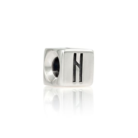 Шарм куб с руной Хагалаз - подвеска из серебра 925 пробы, фото 1