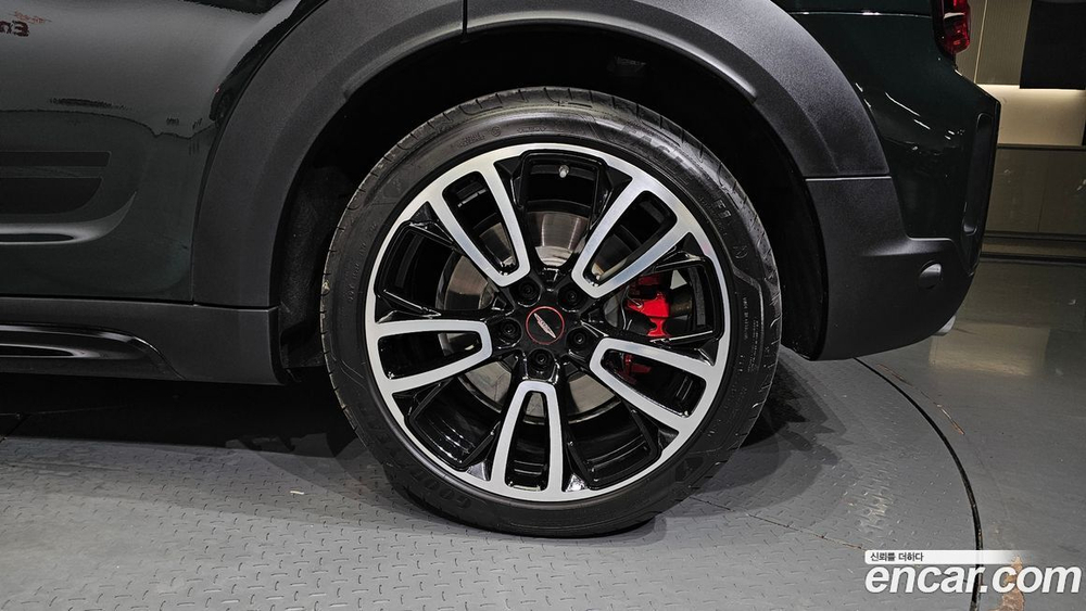 Mini Cooper S Countryman JCW (08.2023)