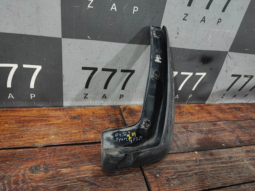 Брызговик задний правый Kia Sportage 4 (QL) 18-22 Б/У Оригинал 86842F1500