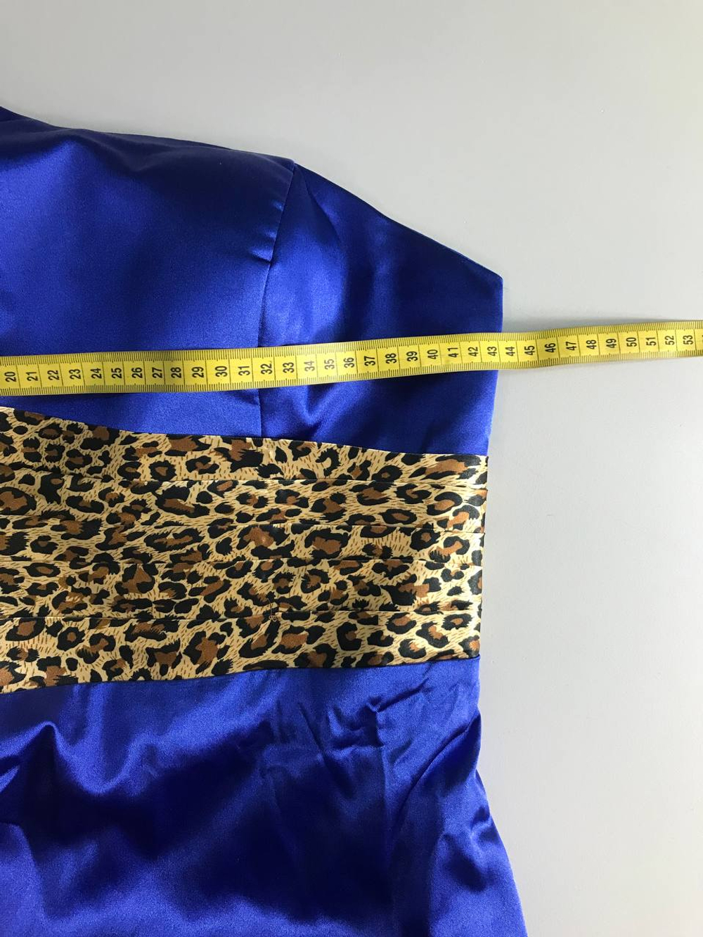 Платье вечернее, визуально на 42 размер, новое