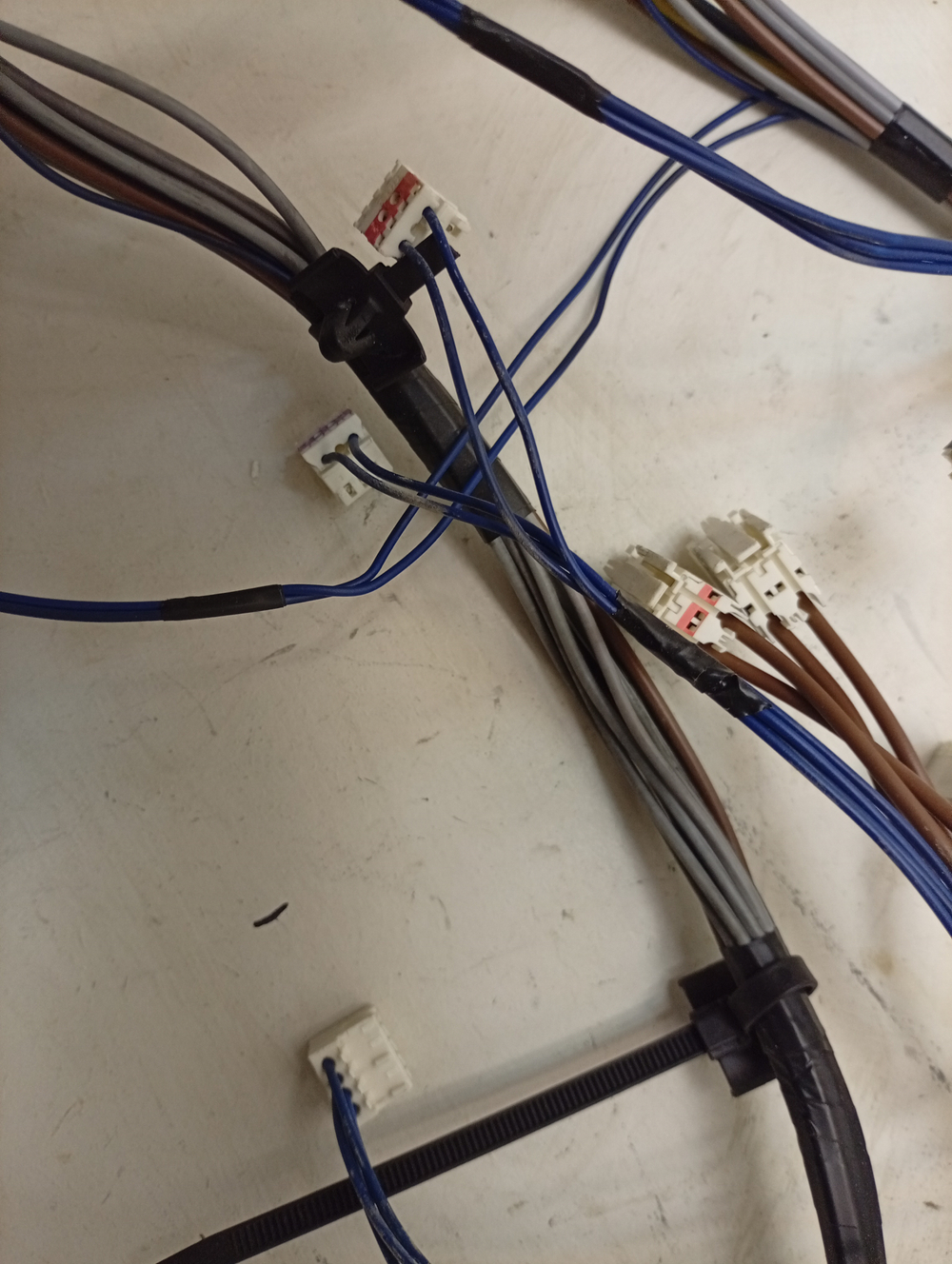 AWS71212 кт20 Комплект проводов (проводка) для стиральных машин Whirlpool 10697248 б/у