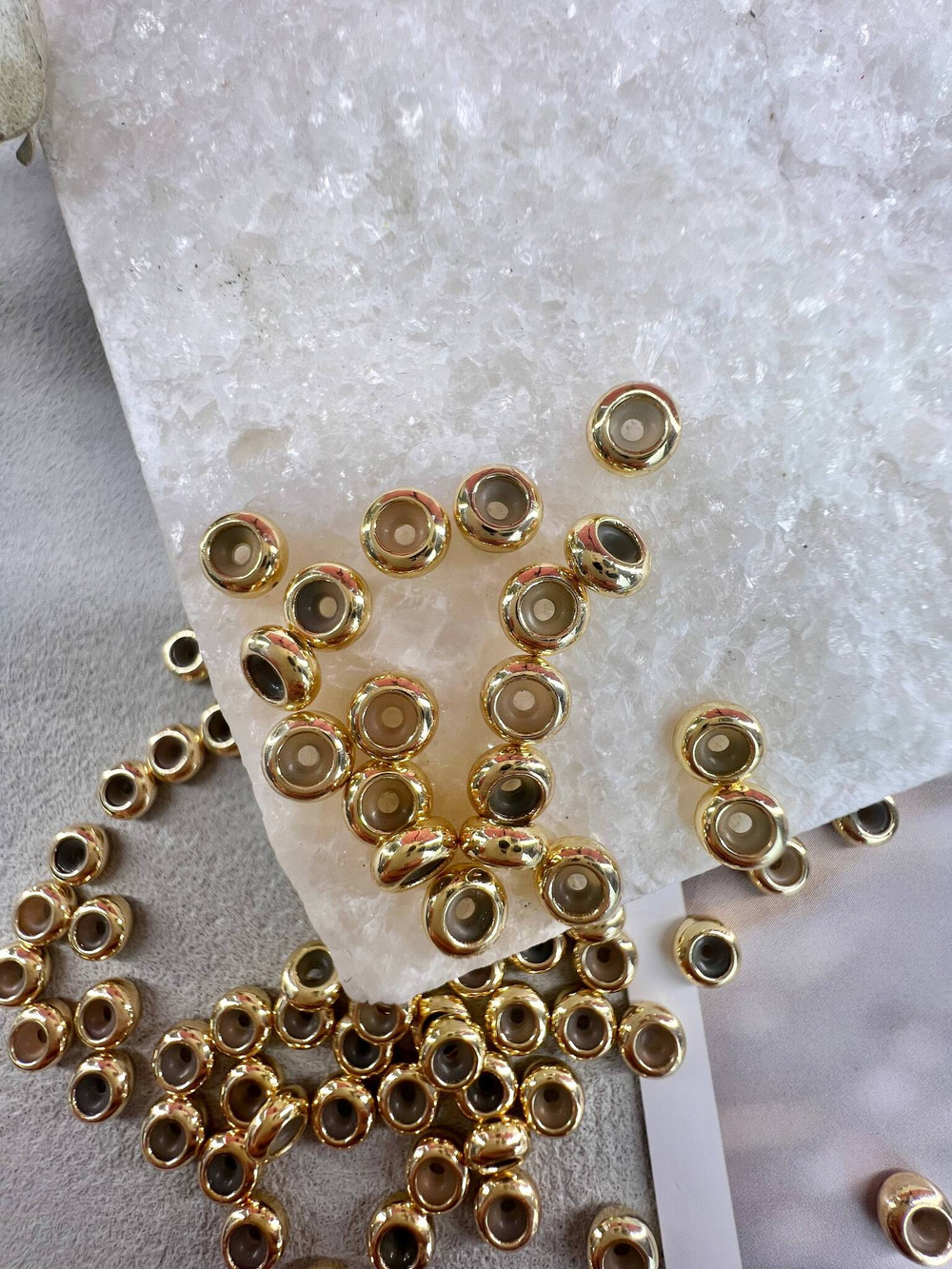 Бусина-стоппер с силиконом плоская, 5 мм позолота 14k, упаковка 10 штук