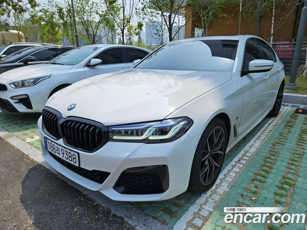 BMW 5 Series (G30) 520i M Sports (05.2022)