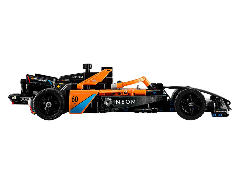 LEGO Technic 42169 Гоночная машина NEOM McLaren Formula E — коллекционный набор