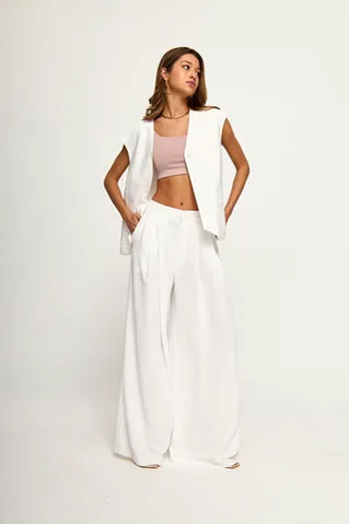 Жилет оверсайз из вискозы белого цвета