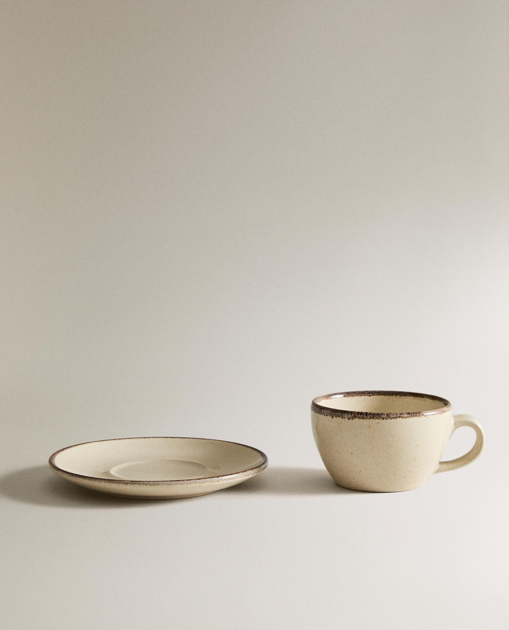 Zara Home чайная пара из каменной керамики, цвет бежевый, 12.5 см