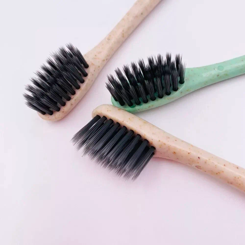 Одноразовая зубная щетка