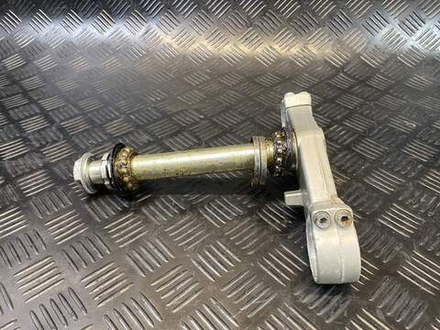 Траверса нижняя Yamaha FJR1300A RP13A 2010