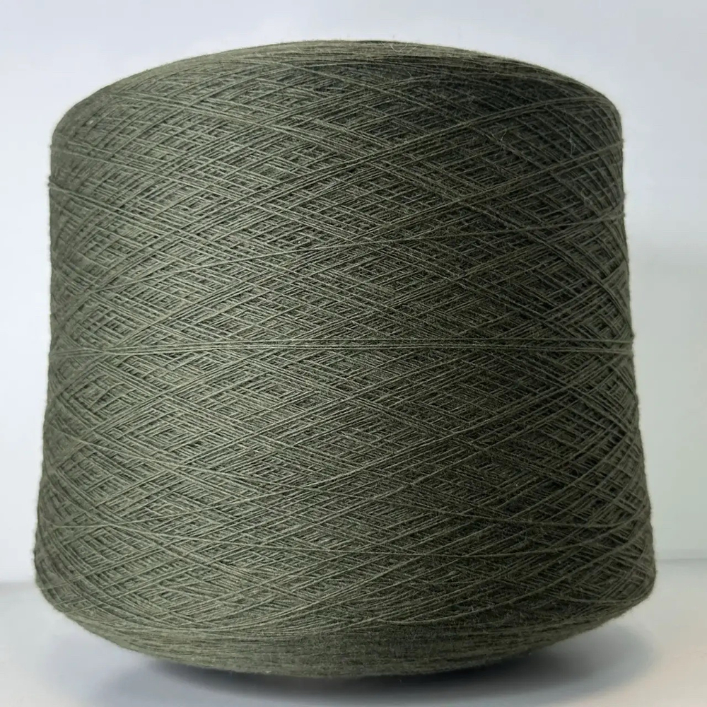 CANBERRA - Lanecardate; 100% меринос superfine; 1550м/100гр; col. 1376, цвет: оливковый зеленый; S703