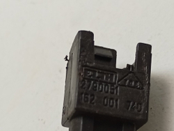 EWUC4105 кт43 Датчик температуры для стиральных машин Indesit Ariston 2790051162 б/у