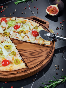 Доска для пиццы деревянная с ручками 35 см